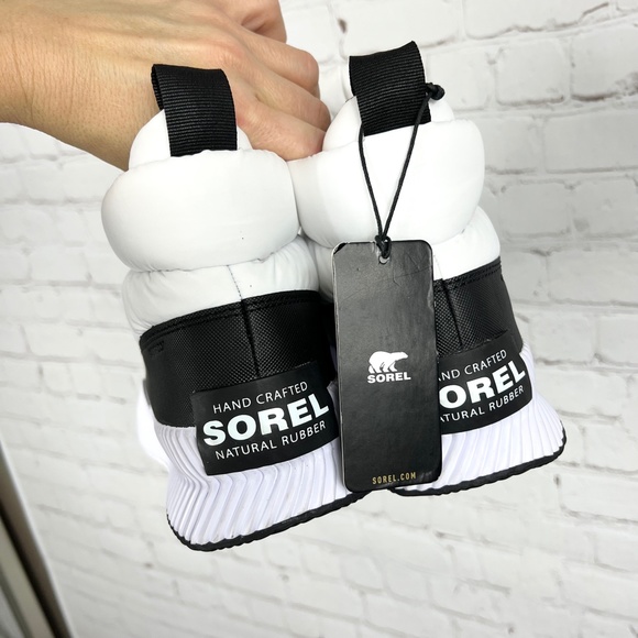 🚫SOLD! NWT🤩 |•SOREL•| Out N About III Puffy Zip Ankle Boots - Waterproof - Picture 4 of 15